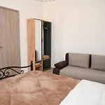 Gemilos Nest