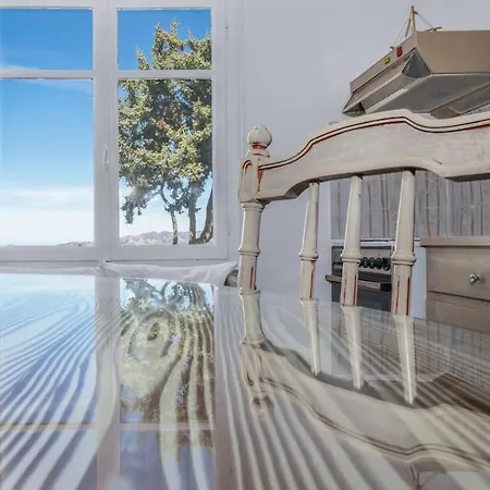 度假居 Gemilos Nest Komia