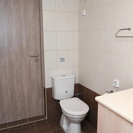 Gemilos Nest Komia