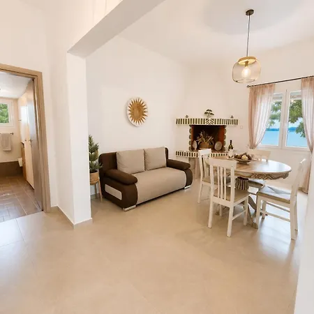 Gemilos Nest Komia