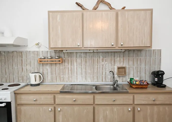 Vakantiehuis Gemilos Nest Komia